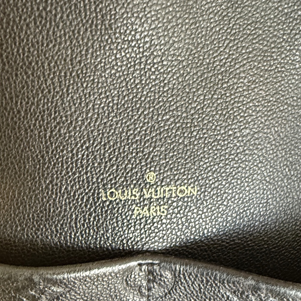 Louis Vuitton Empreinte Maida Hobo in Black - Picture 10 of 16